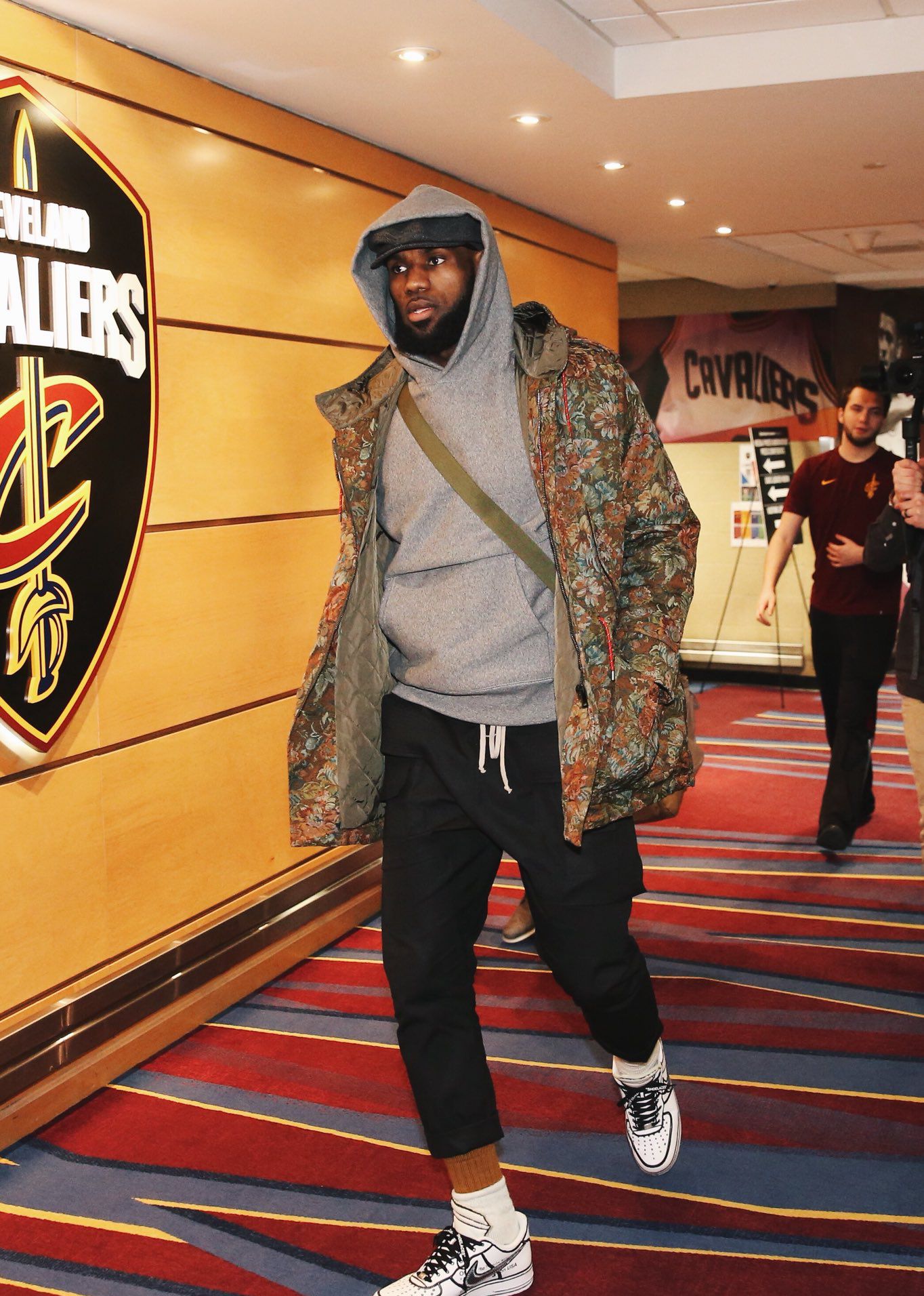 并非诺坎普首秀，世体：弗里克曾跟随拜仁在诺坎普踢过比赛（世体：弗里克并非诺坎普初秀，曾随拜仁在此出战）