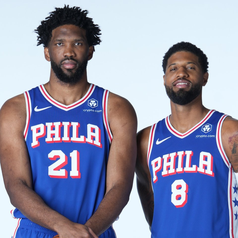 本世纪德甲戴帽数前10：莱万384场16次第1，凯恩76场10次第3（德甲本世纪帽子戏法前十：莱万384战16次领跑，凯恩76战10次位列第三）