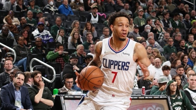 足球报：梅州客家经济困难无法妥善解决，也没总经理主持局面（足球报：梅州客家财务困境未能有效化解，总经理缺位无人主事）