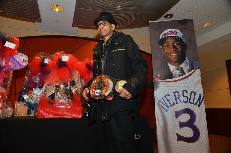 中超冠军数排行：海港4次夺冠并列第二，广州恒大8冠遥遥领先（中超夺冠次数榜：广州恒大8冠领跑，海港4冠并列次席）