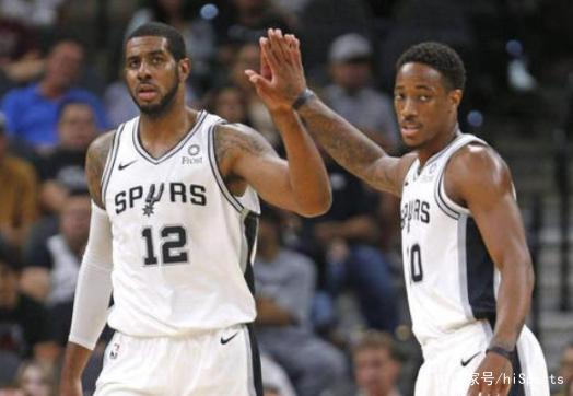 杜兰特连续三场得分上双（杜兰特已连续三战得分上双）