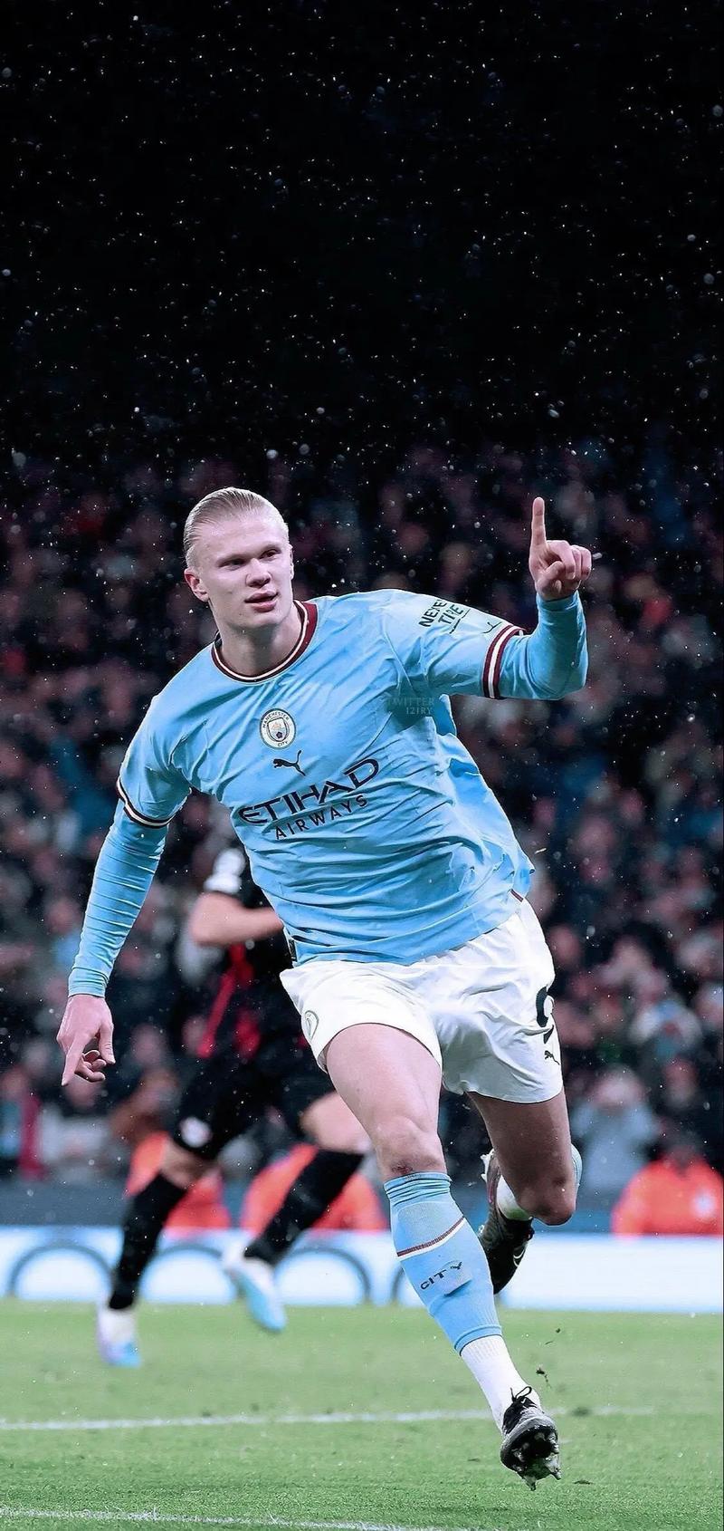 美记：詹姆斯做出最正确选择，是他整个职业生涯的缩影（美媒：詹姆斯做出最佳抉择，正是其职业生涯的写照）