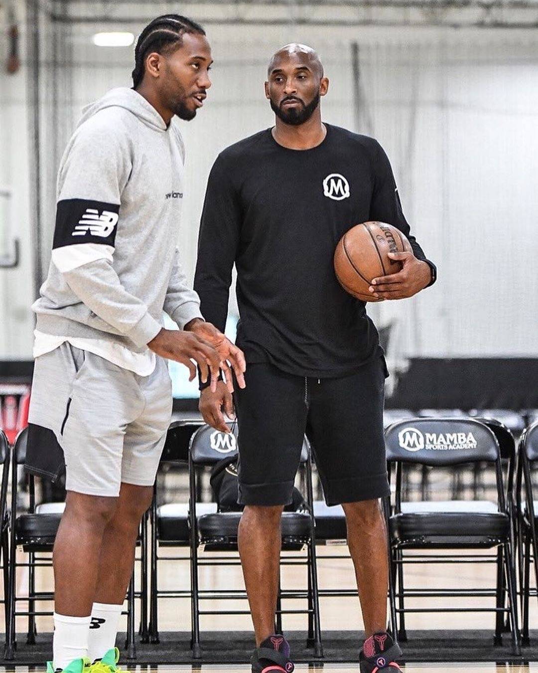 都体：弗拉霍维奇可能缺席尤文20场比赛，包括多场关键战役（都灵体育报：弗拉霍维奇或缺席尤文20场，多场关键之战成疑）