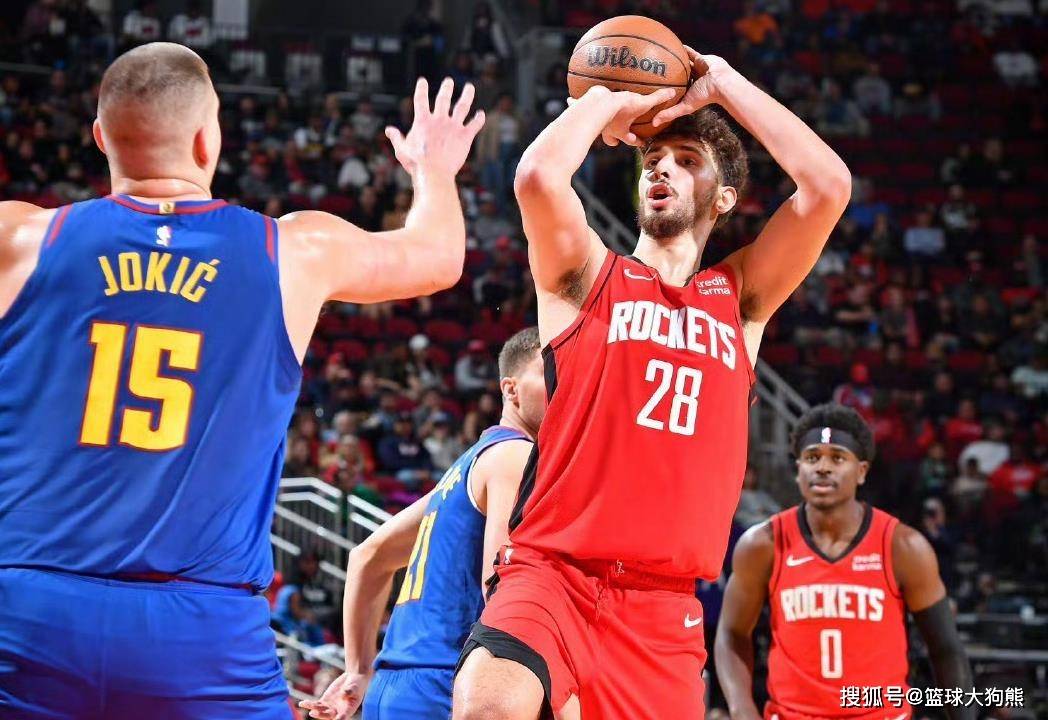 格纳布里：比朔夫传了个好球；大巴黎和拜仁过去总是势均力敌（格纳布里：比朔夫妙传到位；大巴黎与拜仁以往交锋难分伯仲）