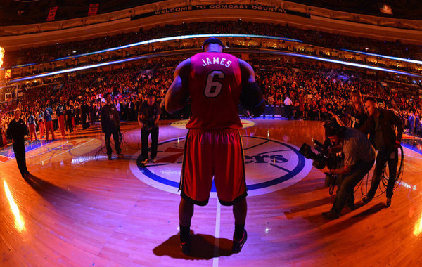 青岛海牛官方：萨里奇和尼古拉在合同期满后离队，祝一切顺利（青岛海牛官宣：萨里奇、尼古拉合同到期离队，俱乐部致以祝福）