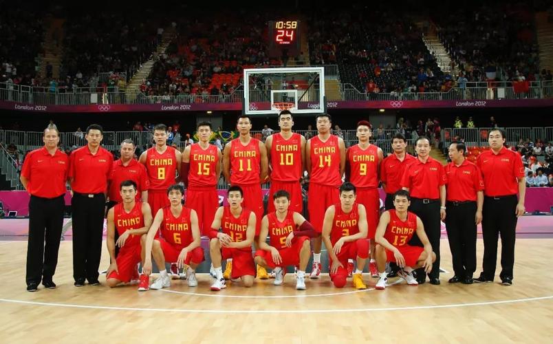 热那亚2-1逆转维罗纳，托斯比建功，洛伦佐-科隆博破门（热那亚2-1翻盘维罗纳，托斯比献制胜球，洛伦佐-科隆博进球）