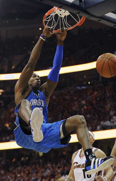 完胜切尔西、将巴黎逼入点球大战，重走少帅菲利佩的开挂之路（横扫切尔西、与巴黎鏖战至点球：菲利佩少帅的高能崛起之旅）