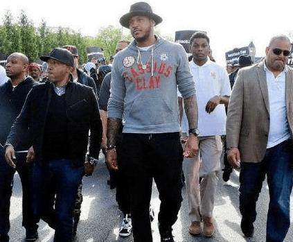 赖因德斯：为曼城这样的俱乐部效力时，偶尔替补是正常情况（赖因德斯：在曼城这种豪门，偶尔坐替补很正常）